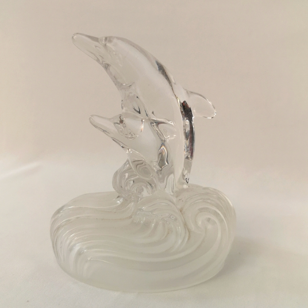 Mom & Baby Dolphin on Wave by Royal Crystal Rock Italy, Shine & Weight Like-New.